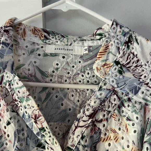 Adorable puff sleeve mini dress, size medium. - Picture 2 of 3